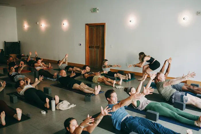 Citizen Yoga Detroit Picture 3