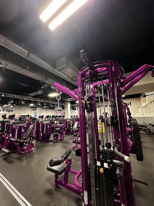 Planet Fitness Picture 5