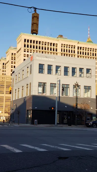 Full Lotus Yoga Picture 2