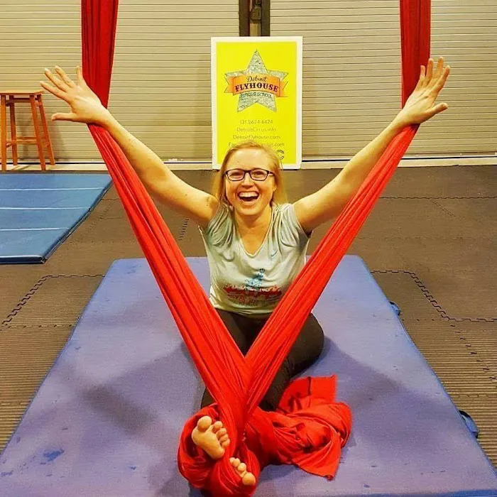 Detroit Flyhouse Circus School Picture 5