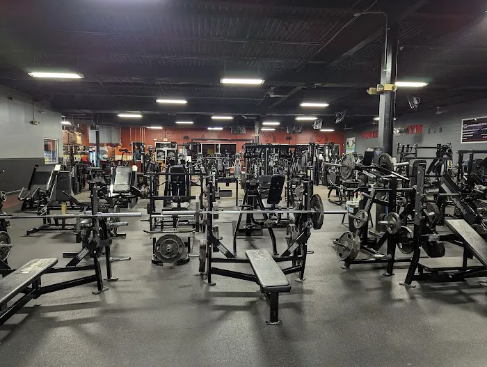 Powerhouse Gym Southfield 24/7 Picture 2