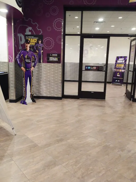 Planet Fitness Picture 10