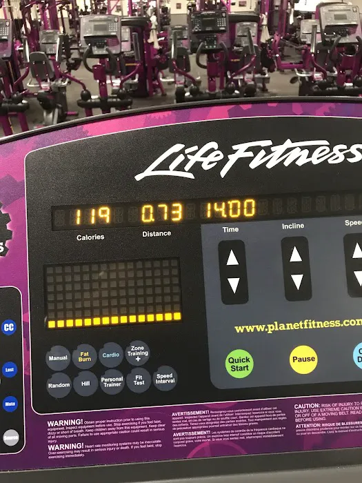 Planet Fitness Picture 7