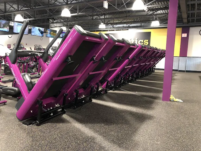 Planet Fitness Picture 5