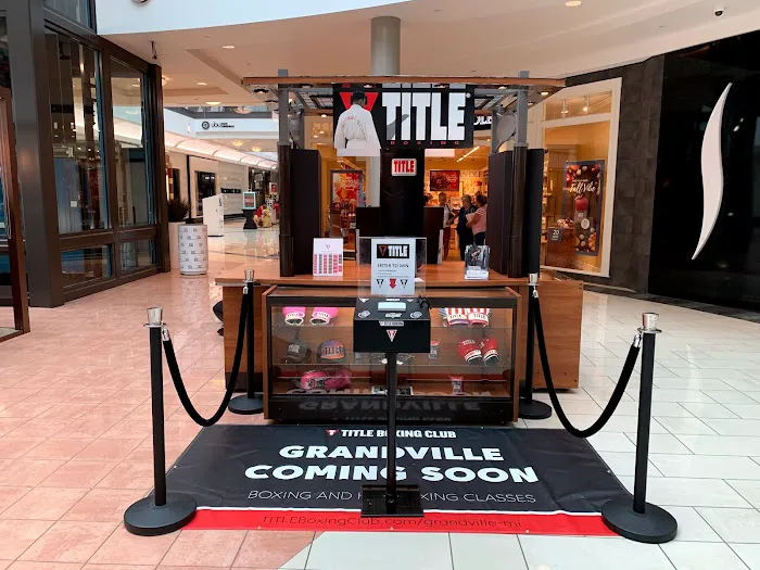 TITLE Boxing Club Grandville Picture 9