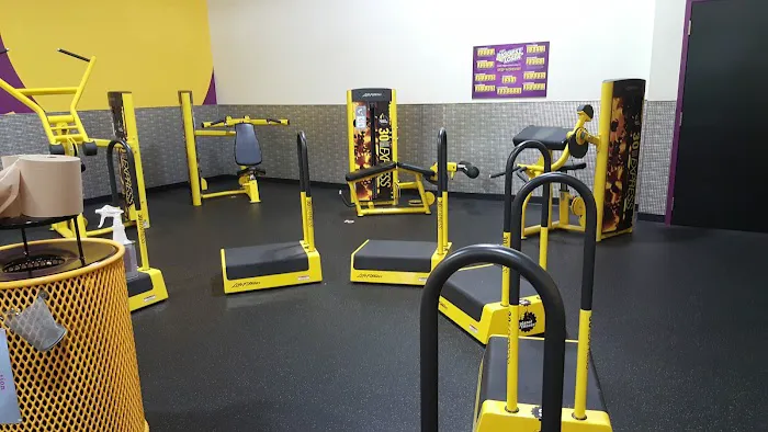 Planet Fitness Picture 8