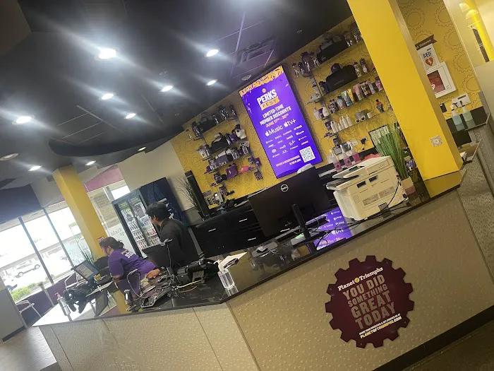 Planet Fitness Picture 6
