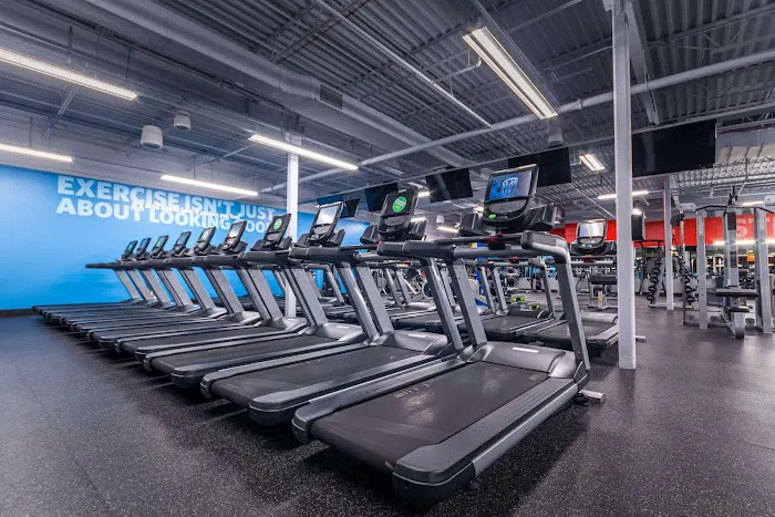 Blink Fitness Merrionette Park Picture 3