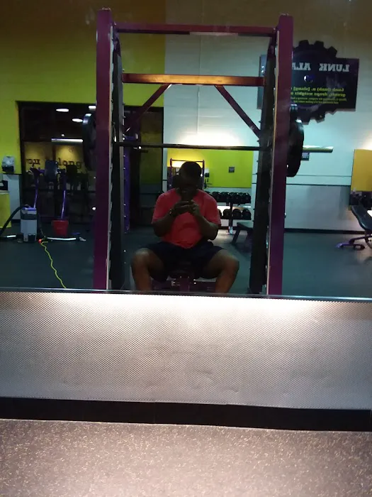 Planet Fitness Picture 5