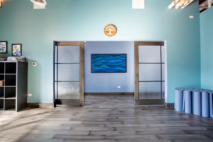 Blue Lotus Yoga Picture 3