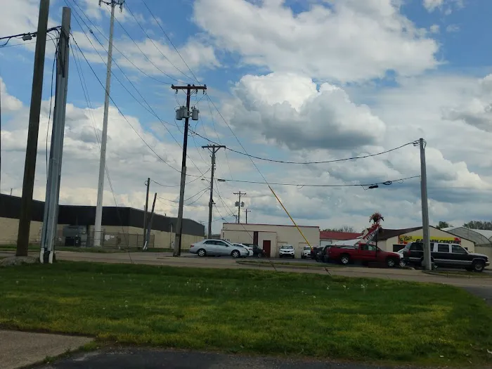 Henry Crown Field House Picture 6