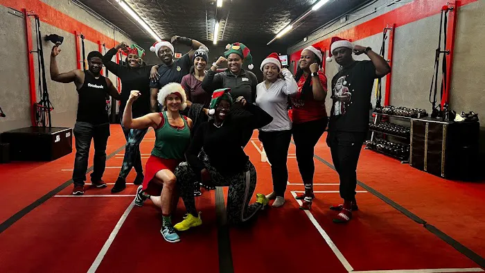 Fit Code - Beverly Picture 3