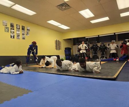 CombatZone Brazilian Jiu Jitsu and MMA
