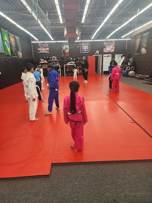 CombatZone Brazilian Jiu Jitsu and MMA Picture 5