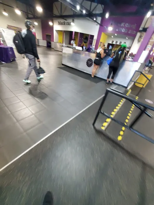 Planet Fitness Picture 5