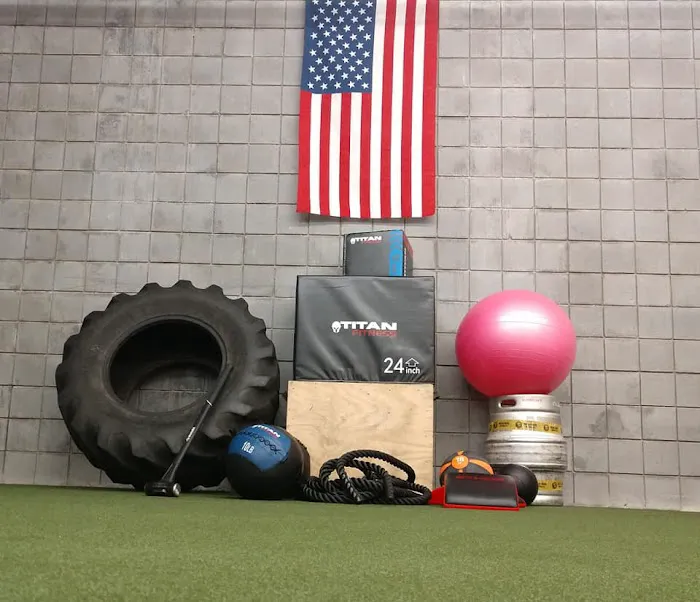 American Muscle & Fitness Picture 9