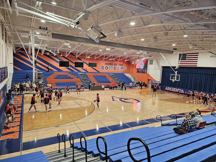 Kimler Gymnasium Picture 1