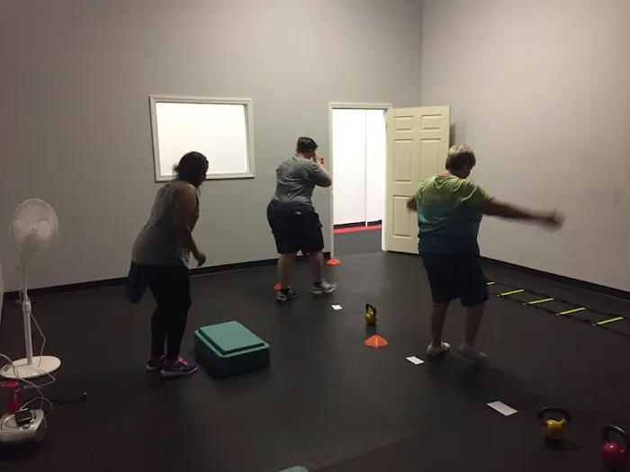 Aspen Row Fitness 24/7 Picture 5