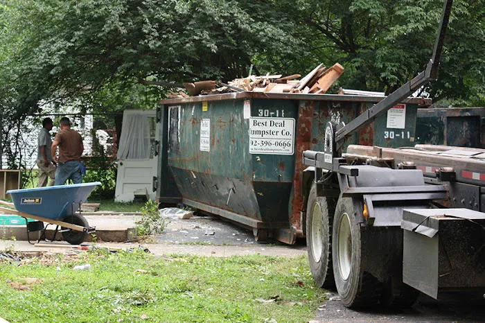 Best Deal Dumpster Picture 7