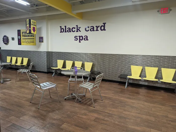 Planet Fitness 1st St Picture 8