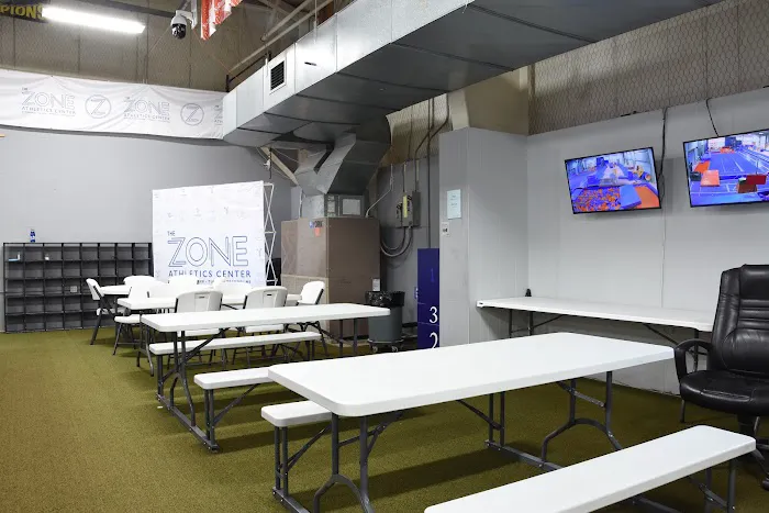 The Zone Athletics Center Picture 5