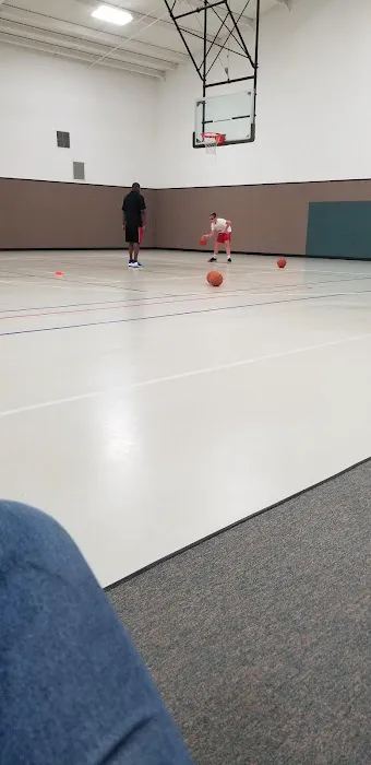 The Hoosier Hoops Basketball Club Picture 2