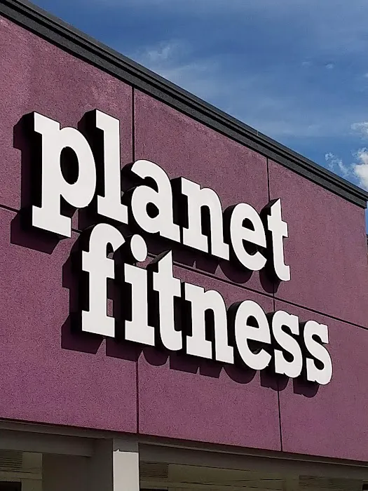 Planet Fitness Picture 1