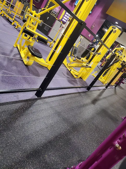 Planet Fitness Picture 2