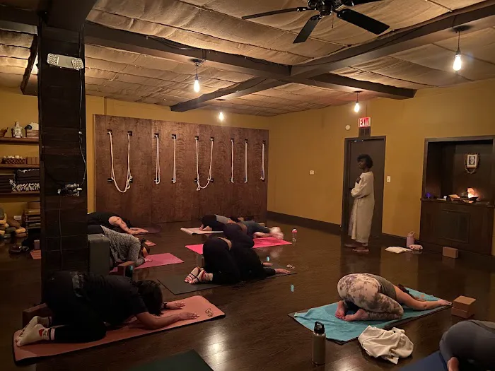 Samastah Yoga Center Picture 10