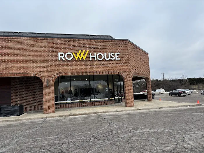 Row House Fitness 13 Mile Picture 10