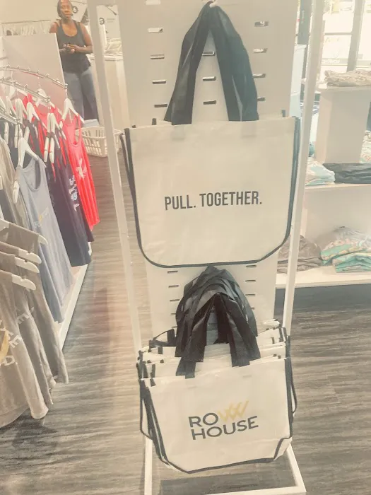 Row House Fitness 13 Mile Picture 7