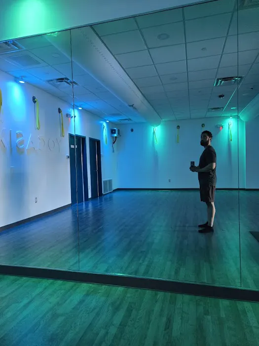 YogaSix Rochester Hills Picture 3