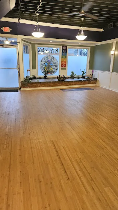 8 Fold Yoga Picture 3