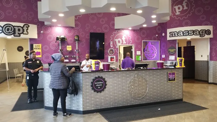 Planet Fitness Picture 2
