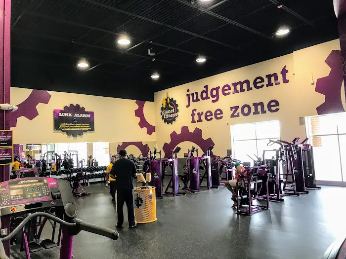 Planet Fitness Picture 5
