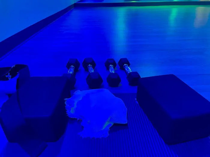 YogaSix Royal Oak Picture 3