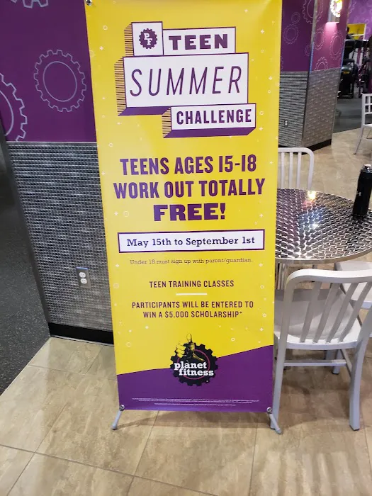 Planet Fitness Picture 6