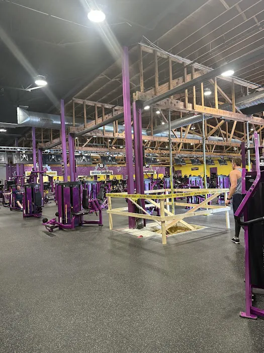 Planet Fitness Picture 9