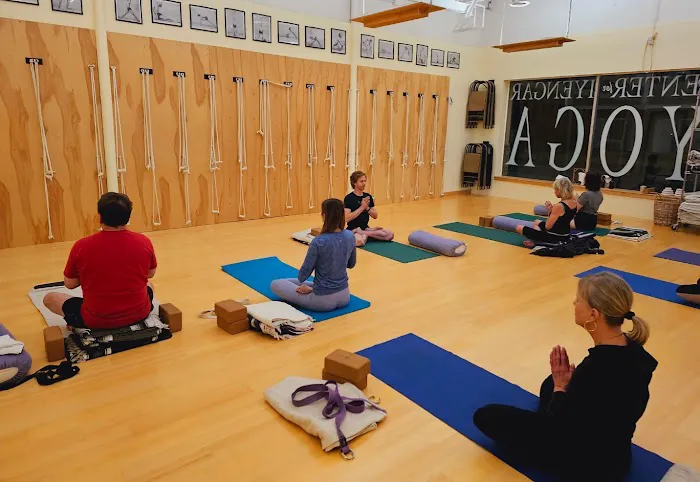 Center For Iyengar Yoga Picture 9