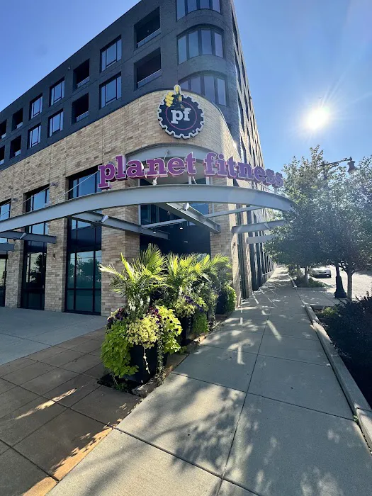 Planet Fitness Picture 3