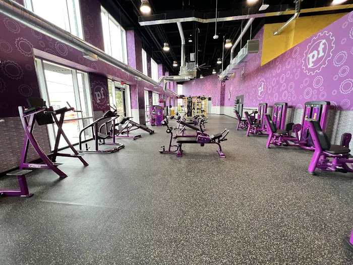 Planet Fitness Picture 2