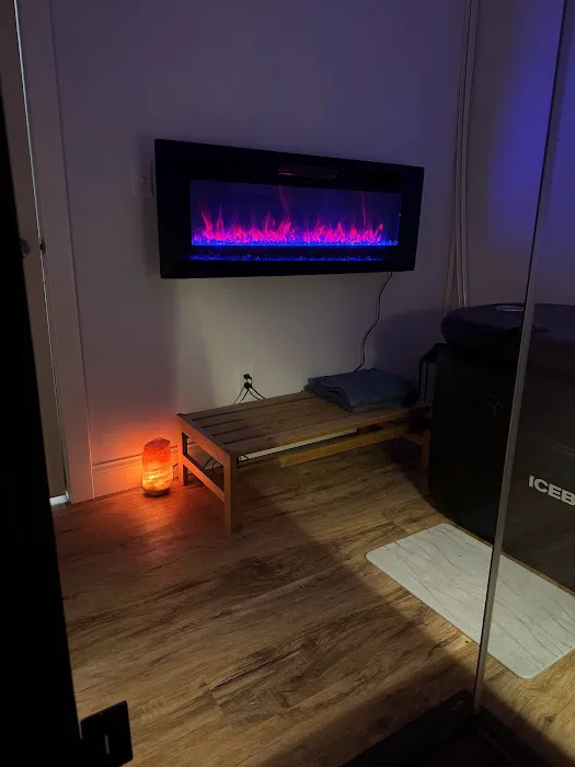 The Barefoot Dragon Yoga & Wellness Studio Picture 9