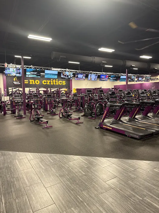 Planet Fitness Picture 5