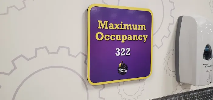 Planet Fitness Picture 6