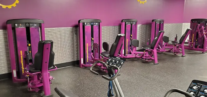 Planet Fitness Picture 2
