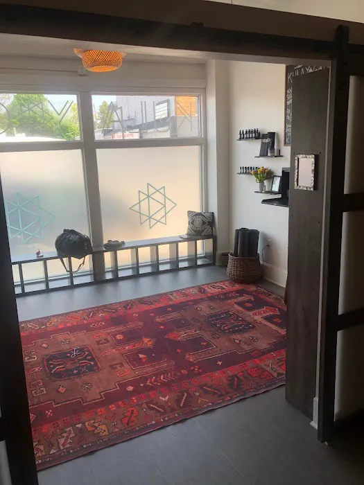 Kula Yoga GR Leonard Picture 5