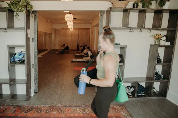 Kula Yoga GR Leonard Picture 9