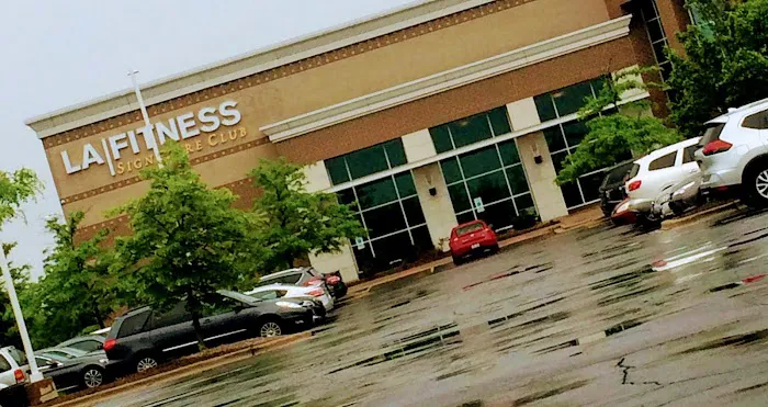 LA Fitness Picture 4