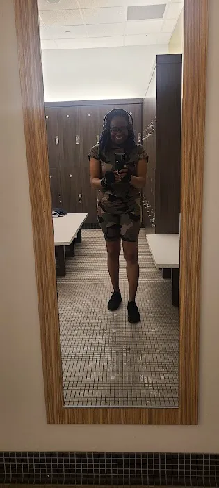 LA Fitness Picture 3