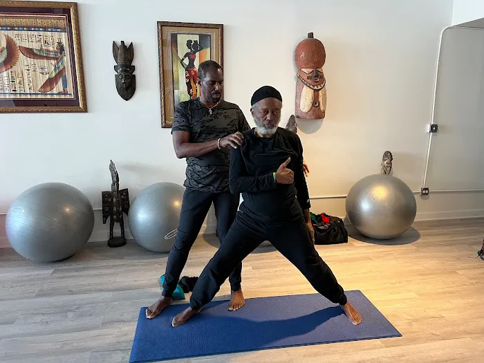 YogaSkills Kemetic Yoga Studio Bronzeville Picture 4